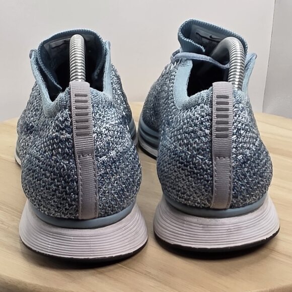 Size 11- Men’s Nike Flyknit Racer Running Shoes Multicolor Blueberry 526628-102 - Picture 6 of 11